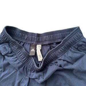 🏃‍♂️ Adidas Athletic Shorts - Navy Blue - Logo Design
Size M